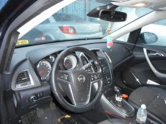 Opel Astra 1.4 turbo benzine picture 7