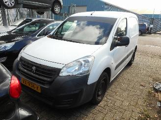 Coche accidentado Peugeot Partner 1.6 BlueHdi 2016/6