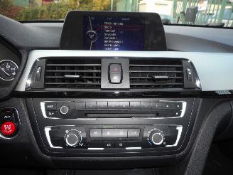 BMW 3-serie 320i sport picture 10