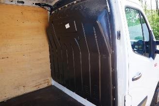 Renault Master L3H2 picture 13