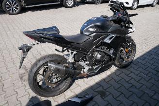 Honda CBR 500 R  picture 5