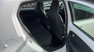 Volkswagen Up! high up! picture 12