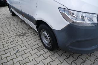 Mercedes Sprinter L2H1 picture 8