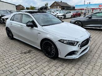 Mercedes A-klasse A35 AMG PANORAMADAK 4-MATIC picture 2