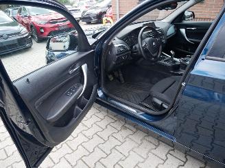 BMW 1-serie 120 D  X-DRIVE SPORTLINE picture 17