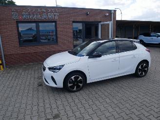 skadebil auto Opel Corsa-E ELEGANCE 2023/3