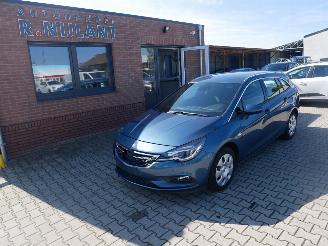 Schadeauto Opel Astra K  SPORTS TOURER DYNAMIC 2017/1