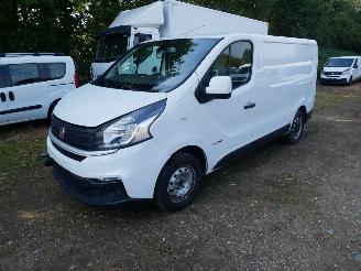 skadebil bedrijf Fiat Talento L1H1 MOTORSCHADEN 2016/9