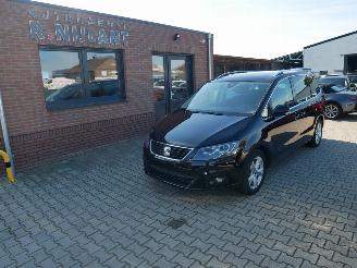 krockskadad bil auto Seat Alhambra XCELLENCE LEER 7-PERSOONS PANORAMADAK BI-XENON. 2022/1
