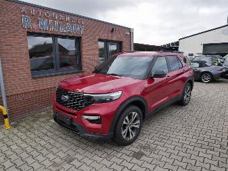 Voiture accidenté Ford Explorer ST-LINE AWD 7-PERSOONS PLUG-IN LEER LED PANORAMADAK. 2023/4