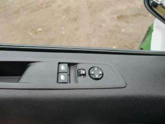 Peugeot Expert  picture 12