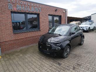 Voiture accidenté Fiat 500E ICON CABRIO 2022/12