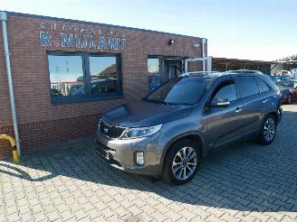 Coche accidentado Kia Sorento SPRIT AWD AUTOMAAT 7-PERSOONS PANORAMADAK XENON 2014/11