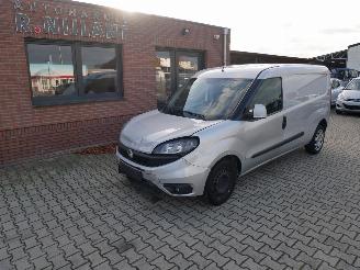 krockskadad bil bedrijf Fiat Doblo MAXI L2 H1 2019/6