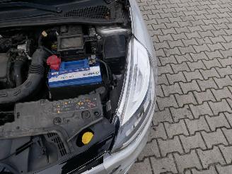 Renault Clio LED CLIMATE CONTROL picture 10