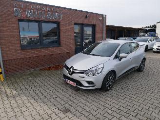 skadebil auto Renault Clio LED CLIMATE CONTROL 2018/12