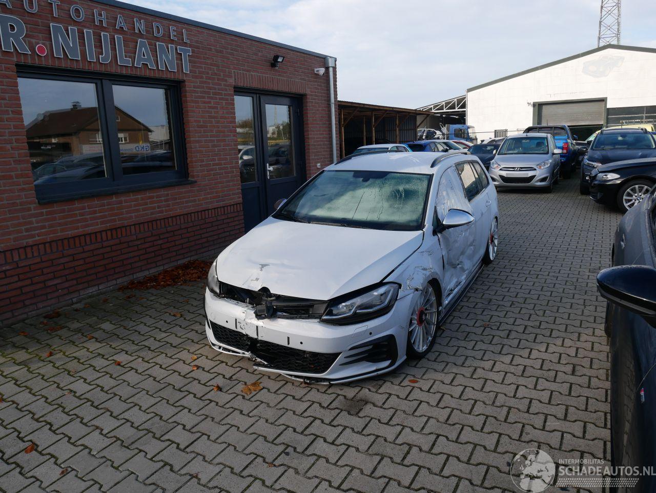 Volkswagen Golf GTD LED