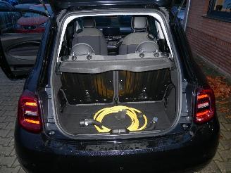 Fiat 500E ICON picture 13