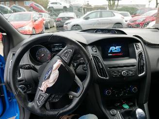Ford Focus RS BLEU & BLACK ALCANTARA picture 11