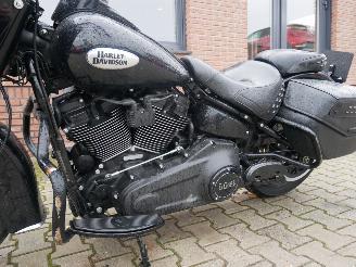 Harley-Davidson Heritage CLASSIC 114 picture 8