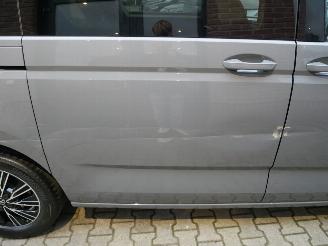 Volkswagen Transporter T7 MULTIVAN DSG picture 5