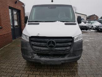 Mercedes Sprinter 317 CDI L2H2 picture 3