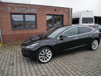 krockskadad bil auto Tesla Model 3 STANDAARD RANGE PLUS PANORAMADEK LEER LED 2019/12