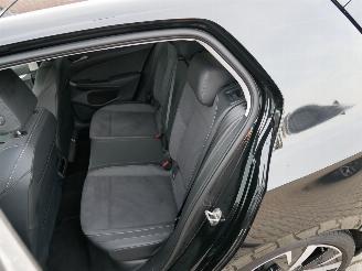Volkswagen Golf 1.5 eTSI PANORAMADAK ACC VIRTUAL COCKPIT. picture 12