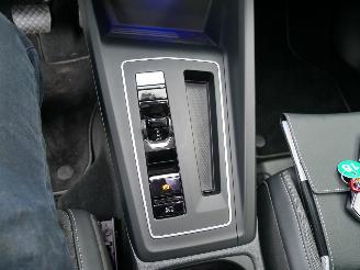 Volkswagen Golf 1.5 eTSI PANORAMADAK ACC VIRTUAL COCKPIT. picture 21