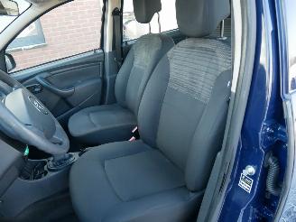 Dacia Duster ESSENTIAL picture 10