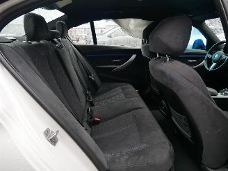 BMW 3-serie 320 d M-SPORT LED picture 19