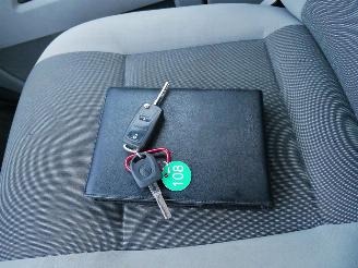 Volkswagen Transporter T5 4-MOTION STANDKACHEL. picture 14