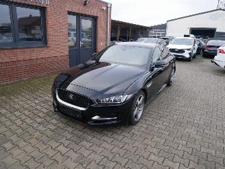 Coche accidentado Jaguar XE R SPORT MOTOR ROOKT BIJ RIJDEN!!! 2017/3