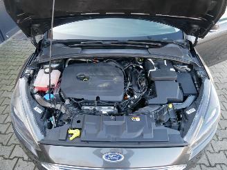 Ford Focus TITANIUM picture 7