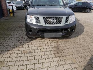 Nissan Navara KING CAB 4x4 picture 10