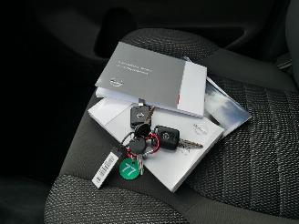 Nissan Navara KING CAB 4x4 picture 16