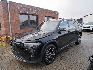 skadebil auto Mercedes EQB 250+ ADVANCED 7 PERSOONS. 2024/11