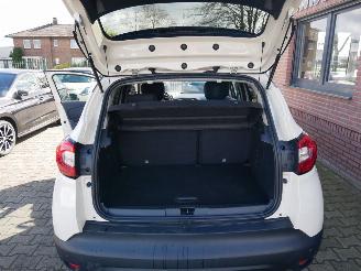 Renault Captur  picture 14