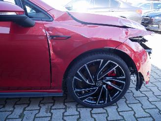 Volkswagen Golf GTI picture 8