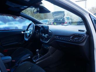 Ford Fiesta ST LED B&O picture 8