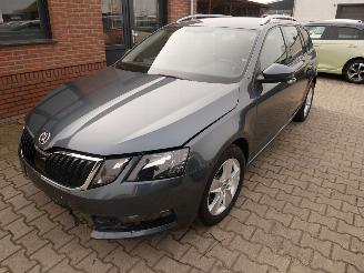 Skoda Octavia STYLE picture 2