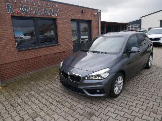 Voiture accidenté BMW 2-serie 218 d ACTIVE TOURER SPORT LINE LEER LED AUTOMAAT 2015/1
