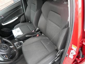 Suzuki Swift  picture 11