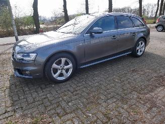 Schadeauto Audi A4 S-LINE QUATTRO BI-XENON AUTOMAAT PANORAMADAK 2014/8
