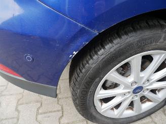 Ford Focus TITANIUM BI-XENON picture 12