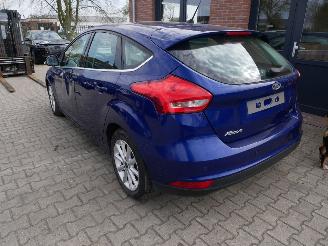 Ford Focus TITANIUM BI-XENON picture 7