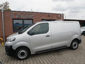 krockskadad bil bedrijf Peugeot Expert L2 H1 PREMIUM 2019/5