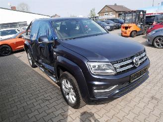 Volkswagen Amarok V6 3.0 TDI DSG 4MOTION LED LEER picture 2