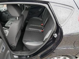 Ford Fiesta  picture 9