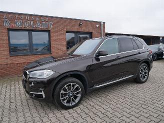 Coche accidentado BMW X5 7-PERSOONS LEER XENON HEAD UP xDRIVE 2016/6